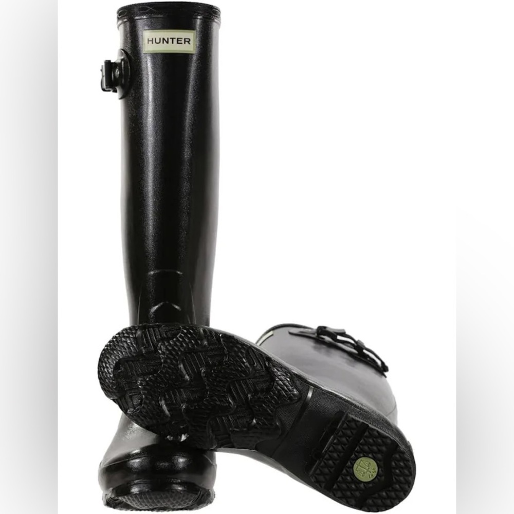 Hunter women’s Norris Field rain boots, black, size 10